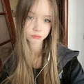 Chloe B.